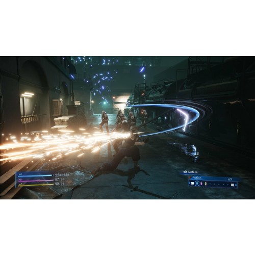 Crisis Core – Final Fantasy VII – Reunion - použitý